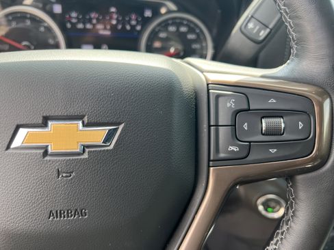 Used 2021 Chevrolet Silverado 1500 High Country w/ Technology Package AWD/4WD image 36
