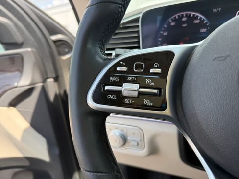 Certified 2020 Mercedes-Benz GLE 350 w/ Premium Package image 25