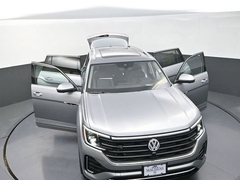 Used 2026 Volkswagen Atlas SEL Premium R-Line AWD/4WD image 38