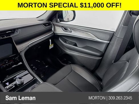 New 2025 Jeep Grand Cherokee L Limited w/ Black Appearance Package image 24