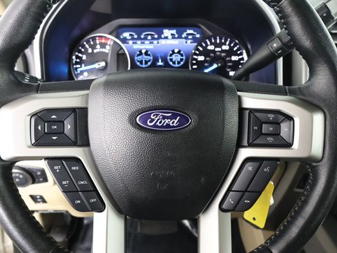 Used 2017 Ford F250 Lariat w/ Lariat Value Package image 24