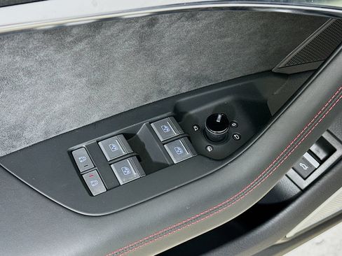 Used 2023 Audi RS 6 w/ Executive Package AWD/4WD image 17