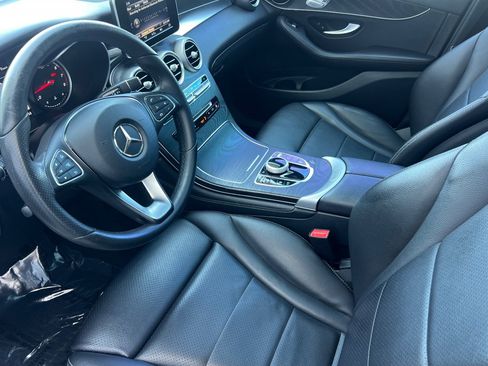 Certified 2018 Mercedes-Benz GLC 300 4MATIC image 4