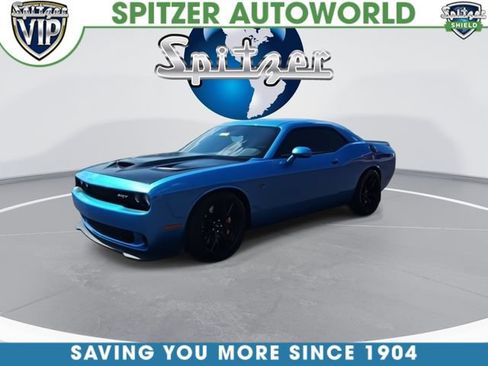 Used 2016 Dodge Challenger SRT Hellcat RWD image 4