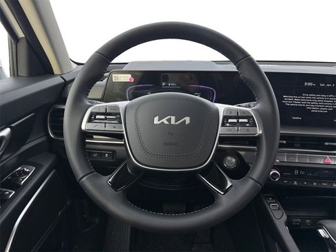 New 2025 Kia Telluride S image 12