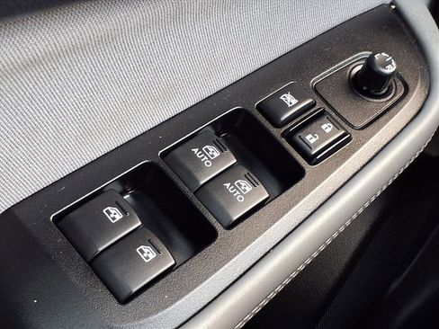Used 2018 Subaru Legacy 2.5i Premium image 10