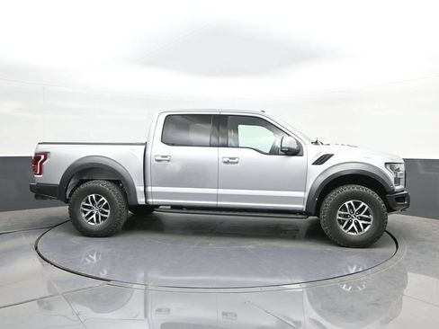 Used 2018 Ford F150 Raptor w/ Equipment Group 802A Luxury AWD/4WD image 21