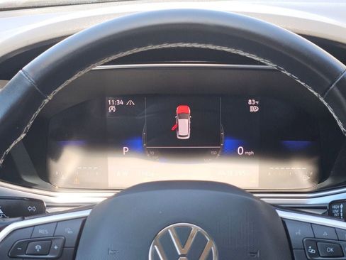 Used 2025 Volkswagen Taos SE AWD/4WD image 26