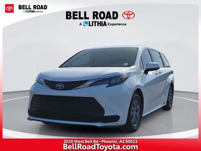 Used 2025 Toyota Sienna LE