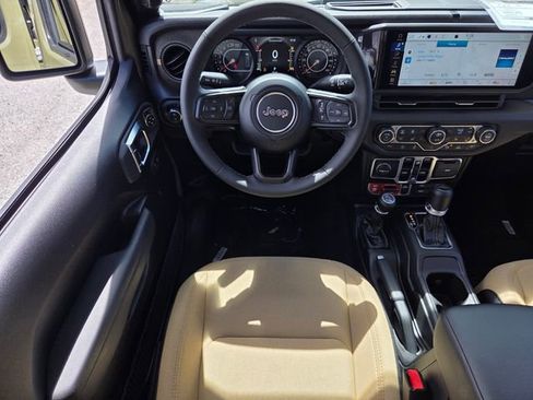 New 2026 Jeep Gladiator Willys AWD/4WD image 16