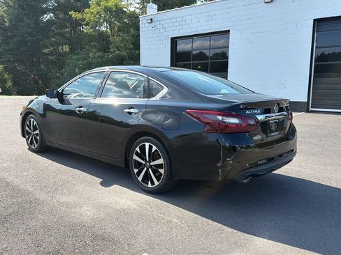 Used 2018 Nissan Altima 2.5 SR FWD image 5