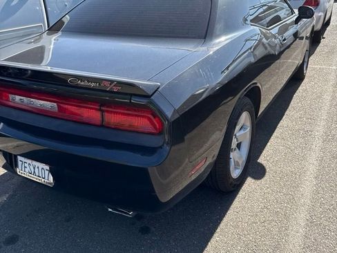 Used 2010 Dodge Challenger R/T w/ Sound Group RWD image 5