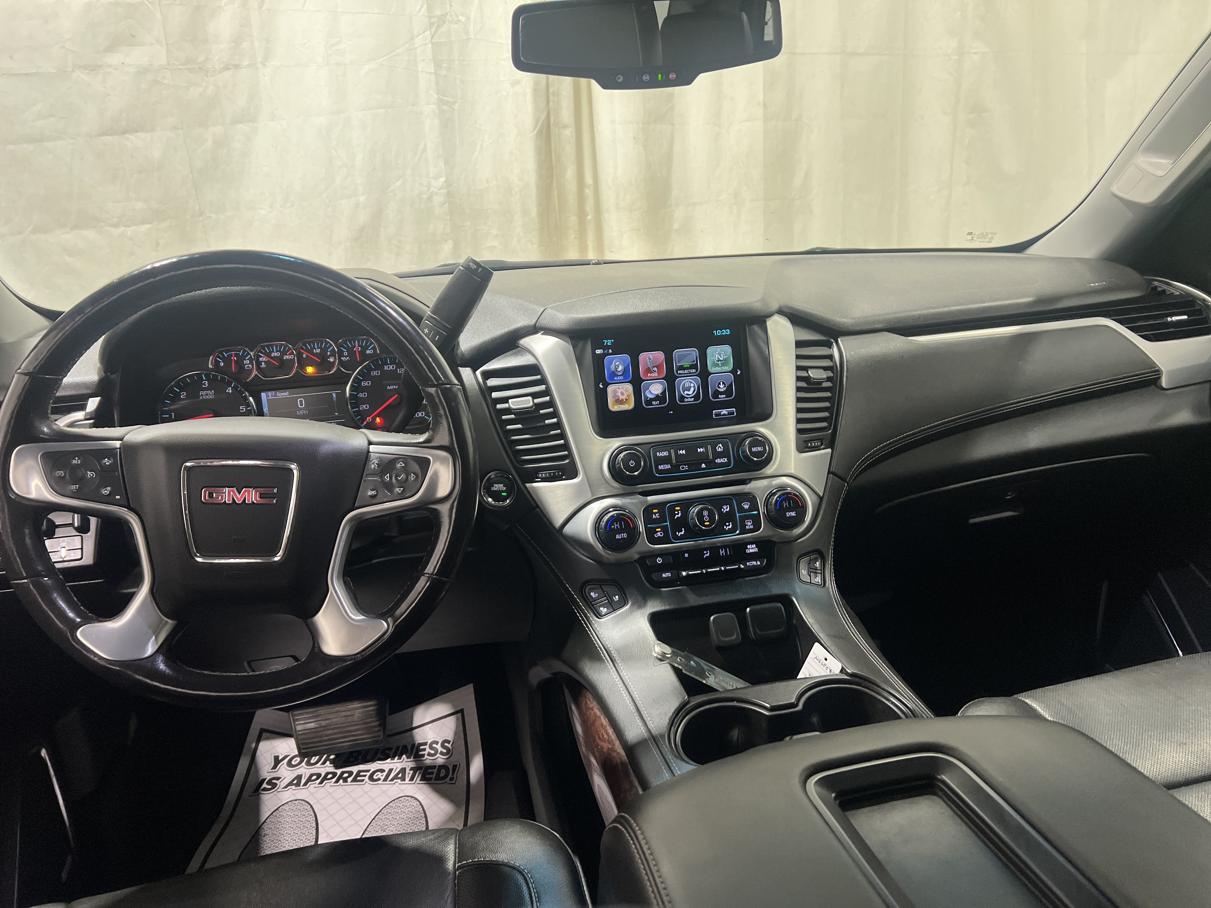Used 2018 GMC Yukon SLT w/ HD Trailering Package AWD/4WD image 8