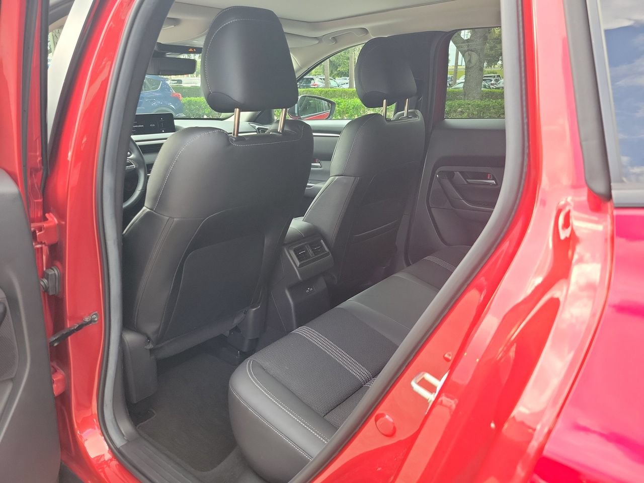 Used 2026 MAZDA CX-50 AWD 2.5 S w/ Preferred Pkg image 9