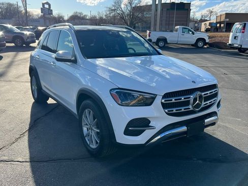 Used 2024 Mercedes-Benz GLE 350 4MATIC w/ 3rd Row Seat Package image 4