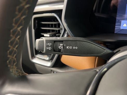 Used 2023 GMC Canyon AT4 w/ AT4 Premium Package image 22