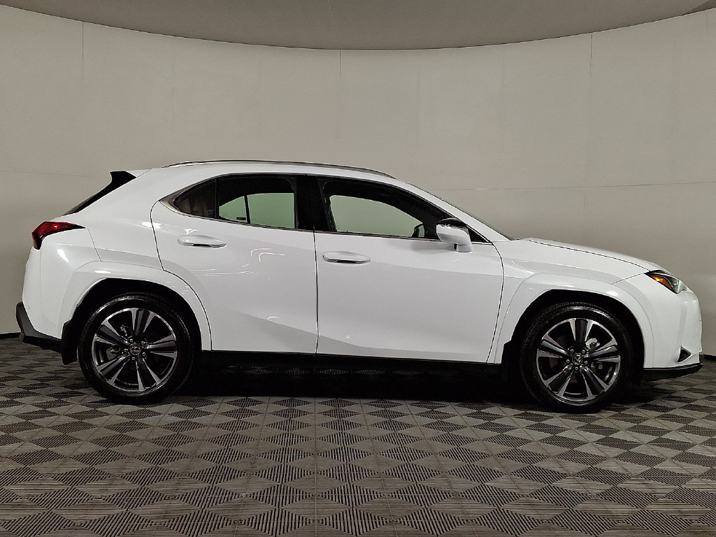 Used 2026 Lexus UX 300h AWD w/ Accessory Package (2T) image 10