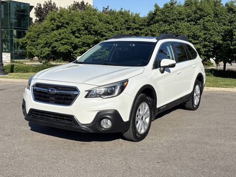 Used 2018 Subaru Outback 2.5i Premium AWD/4WD image 26
