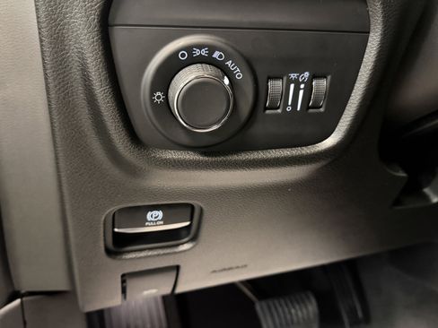 Used 2024 Jeep Grand Cherokee L Altitude image 20