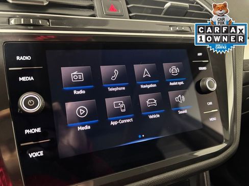Used 2024 Volkswagen Tiguan SE image 20