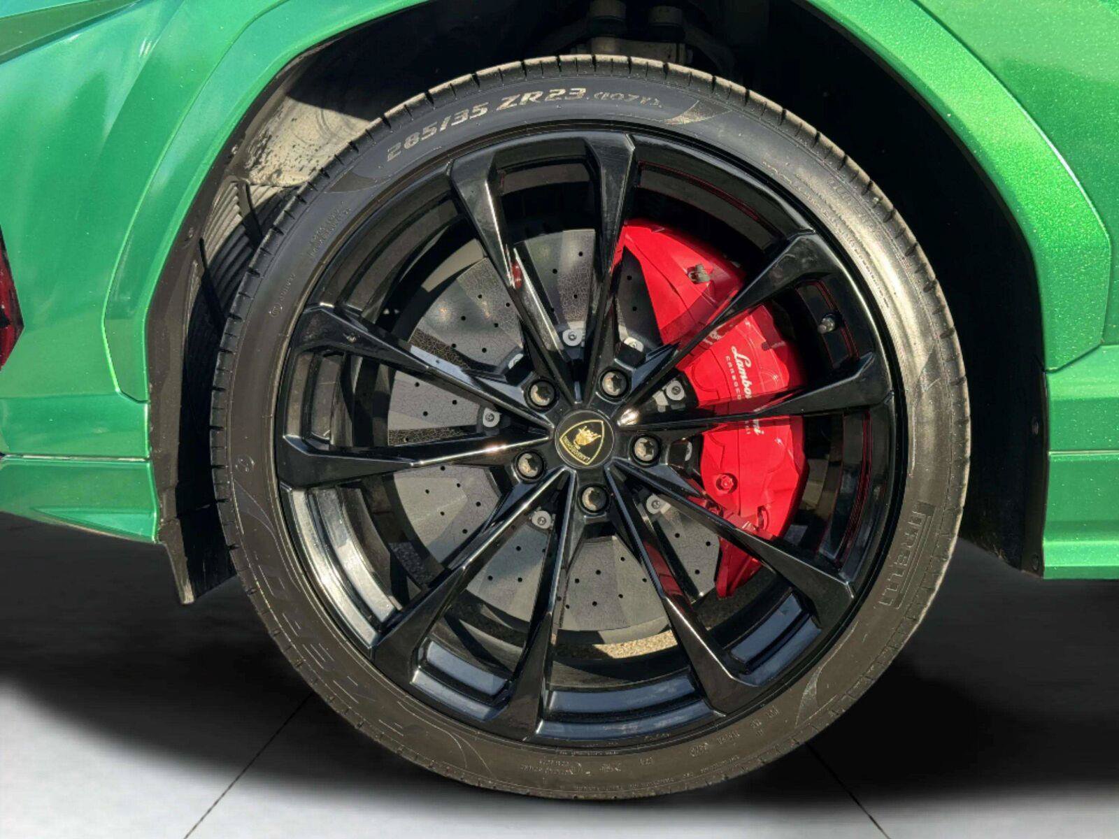 Used 2021 Lamborghini Urus AWD/4WD image 88
