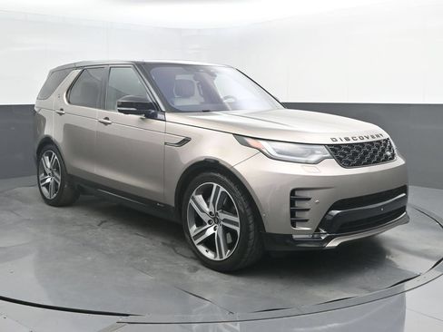 Used 2021 Land Rover Discovery HSE R-Dynamic AWD/4WD image 9