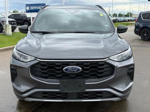 Certified 2023 Ford Escape ST-Line FWD image 9