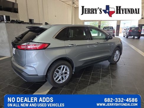 Used 2023 Ford Edge SEL w/ Convenience Package AWD/4WD image 5