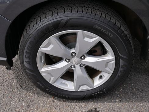 Used 2016 Subaru Forester 2.5i Premium image 15