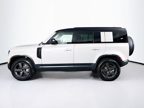 Used 2026 Land Rover Defender 110 S AWD/4WD image 8
