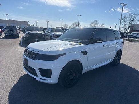 Used 2018 Land Rover Range Rover Sport HSE Dynamic image 3