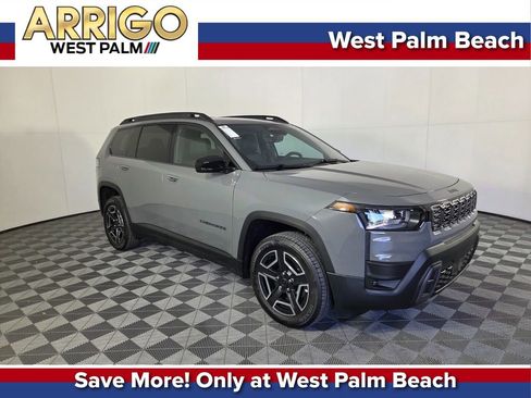 New 2026 Jeep Cherokee Laredo AWD/4WD image 1