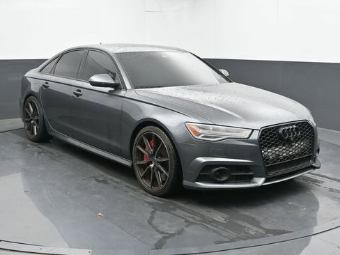 Used 2018 Audi S6 Prestige w/ S Sport Package image 3
