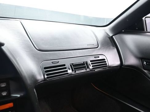 Used 1996 Chevrolet Corvette Convertible RWD image 18