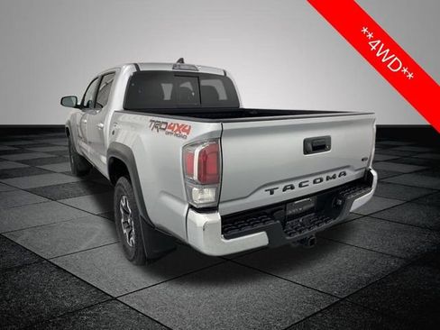 Certified 2023 Toyota Tacoma TRD Off-Road image 4