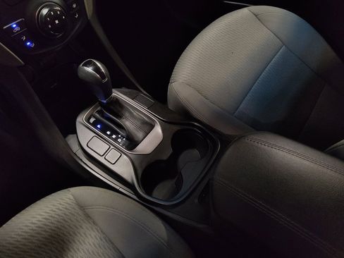 Used 2016 Hyundai Santa Fe Sport image 26