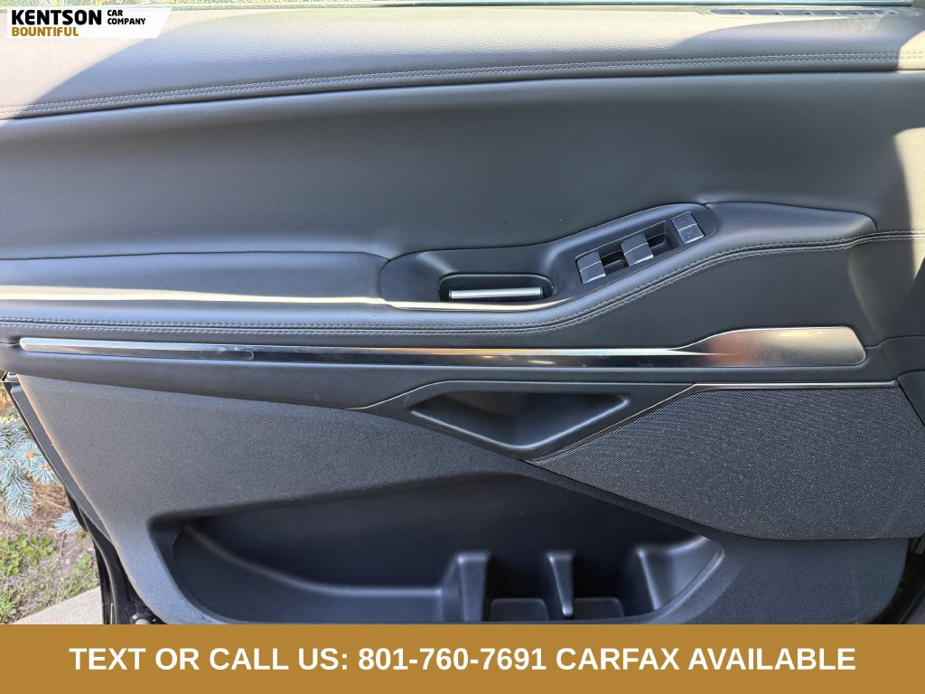 Used 2025 Lincoln Navigator Reserve AWD/4WD image 16
