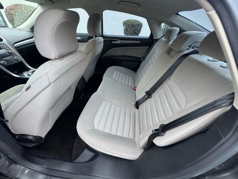 Used 2017 Ford Fusion S image 16