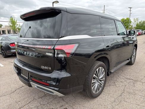 Used 2025 INFINITI QX80 Sensory w/ Premium Cargo Package AWD/4WD image 5