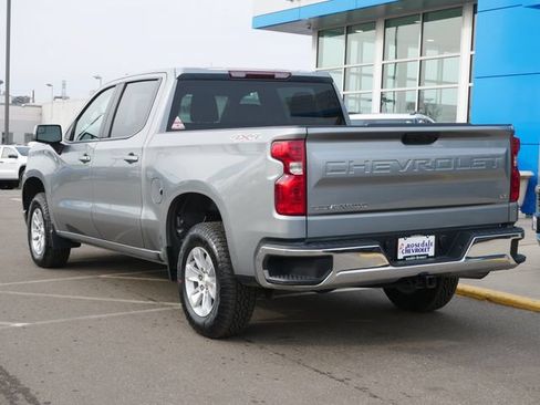 Used 2025 Chevrolet Silverado 1500 LT AWD/4WD image 5