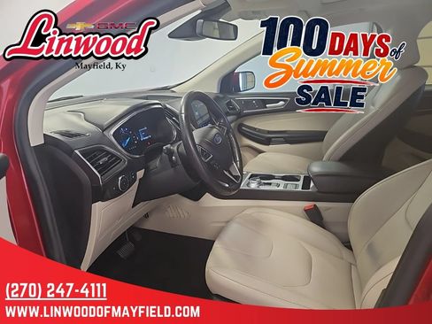Used 2021 Ford Edge Titanium AWD/4WD image 10