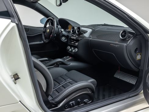 Certified 2010 Ferrari 599 GTB Fiorano RWD image 45