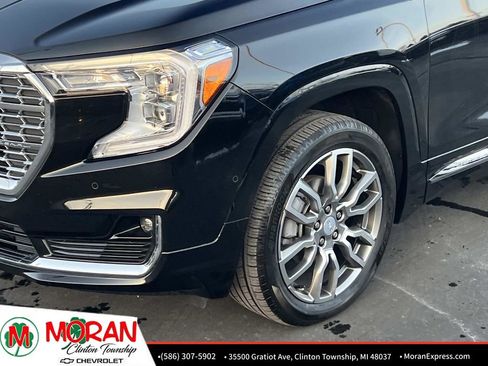 Certified 2023 GMC Terrain Denali w/ Denali Premium Package image 9
