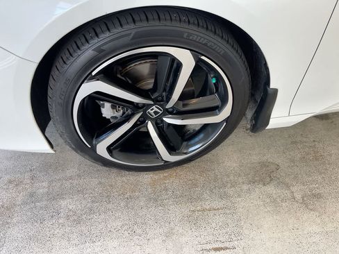 Used 2022 Honda Accord Sport image 10
