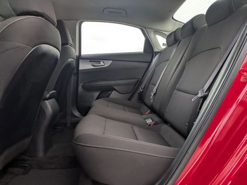 Used 2020 Kia Forte LXS FWD image 14