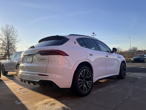 Used 2023 Maserati Grecale Modena image 6