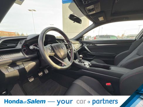 Used 2018 Honda Civic Si image 2