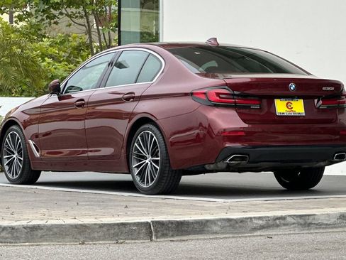 Used 2023 BMW 530i w/ Premium Package RWD image 5