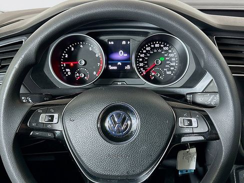 Used 2020 Volkswagen Tiguan S FWD image 12