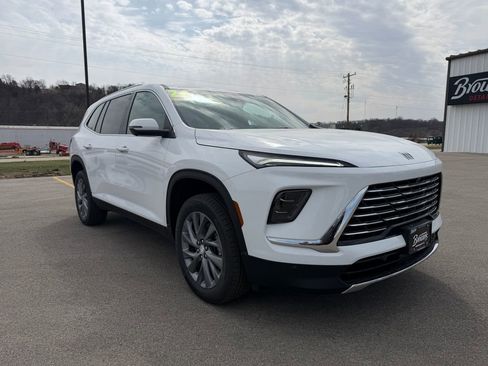 New 2026 Buick Enclave Preferred AWD/4WD image 8